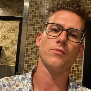 Meet your Posher, Alexander